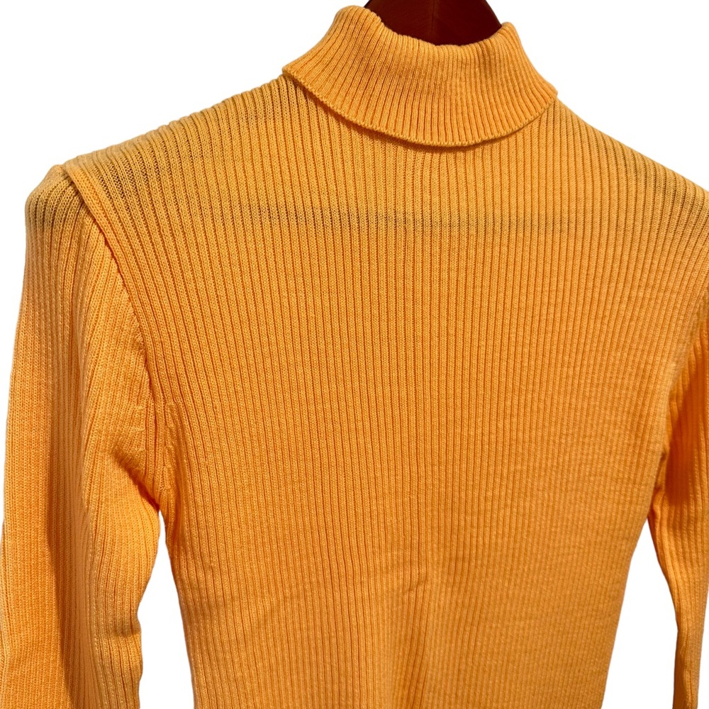 Retro Turtleneck Sweater S